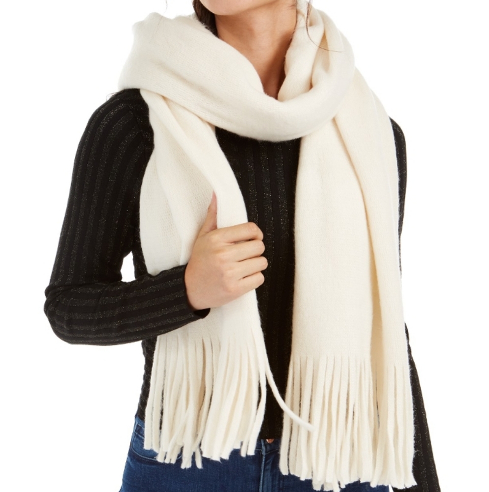 Mixit white woolen scarf